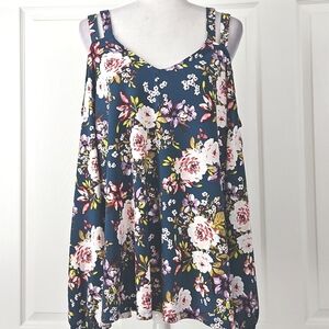 Torrid NWT Cold Shoulder Top